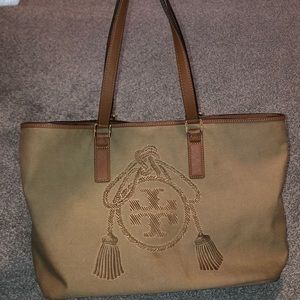 Brown nude Tory Burch tote